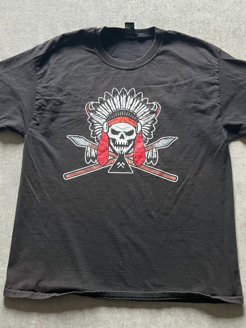 Hanes Beefy Indian Chief T Shirt Men XL Black Graphic Logo Skull Tribe Casual